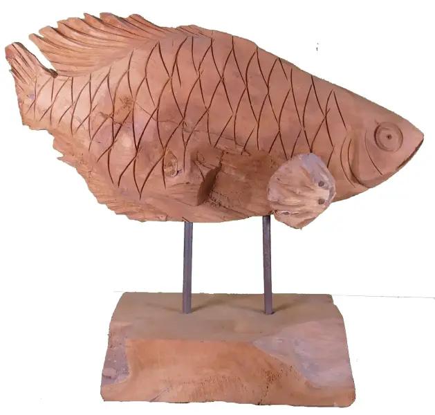 Product image 1 of the product “Carved tilapia wood on stand ”